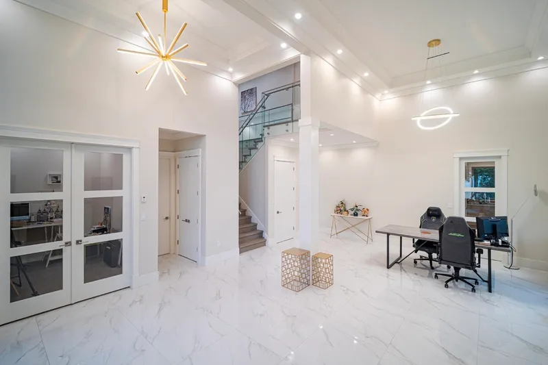 7860 THORMANBY CRESCENT - photo 3 of 20