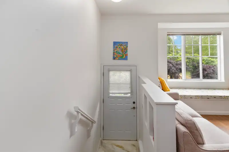 46 7331 HEATHER STREET - photo 3 of 23