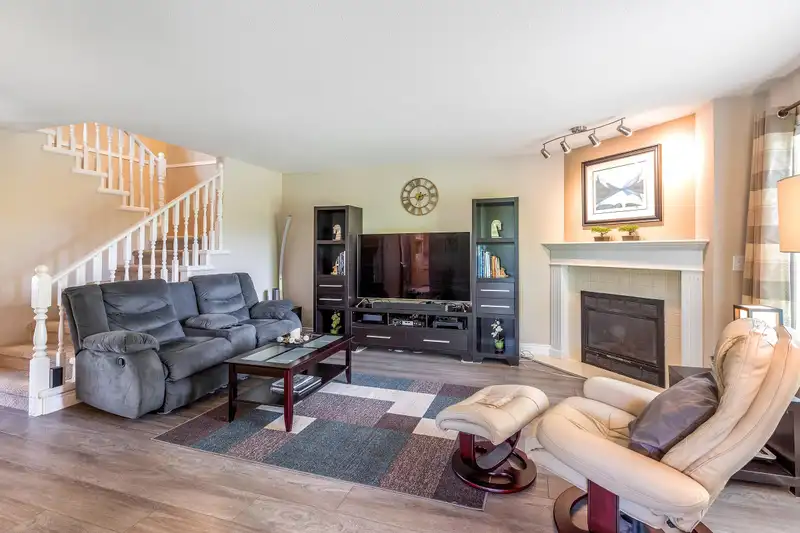 13 16363 85 AVENUE - photo 4 of 30