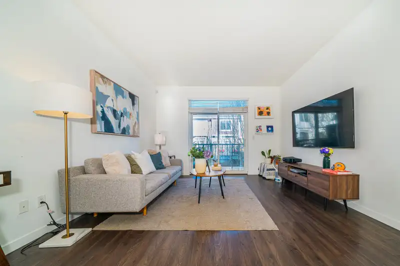 5 14955 60 AVENUE - photo 4 of 28