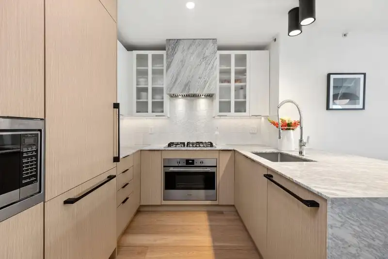 608 170 W 1ST STREET - photo 1 of 28
