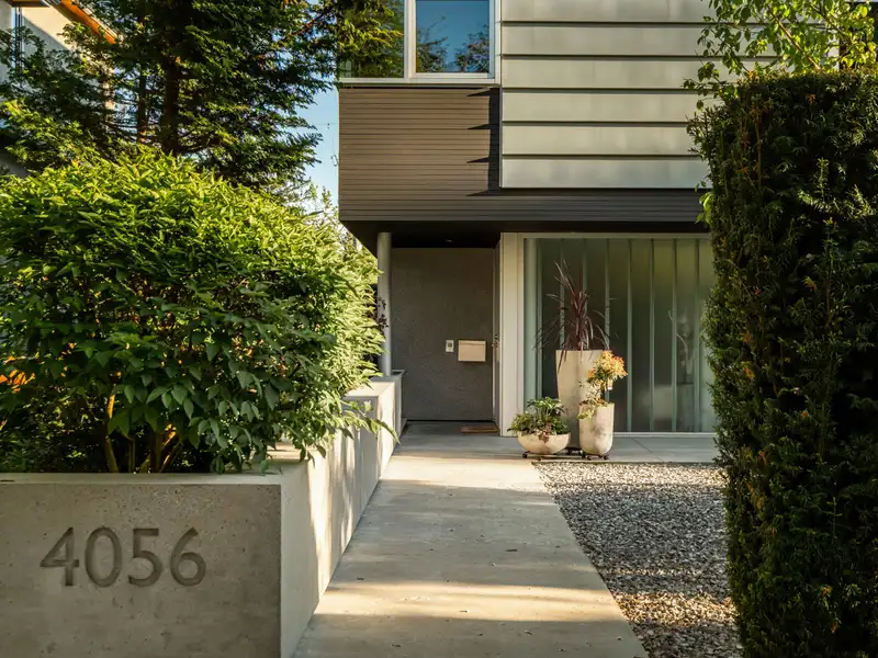 4056 W 36TH AVENUE - photo 2 of 40