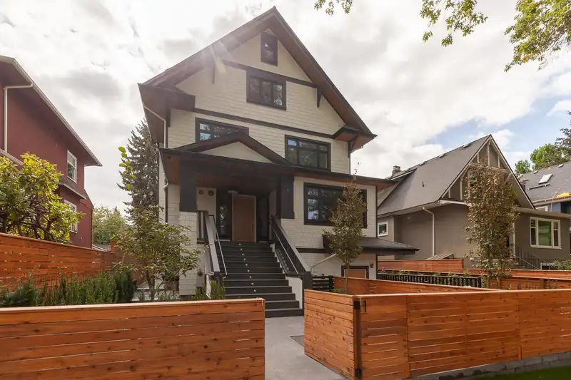 1 356 W 15TH AVENUE - photo 1 of 34
