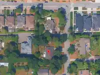 5763 146A STREET - thumbnail 40