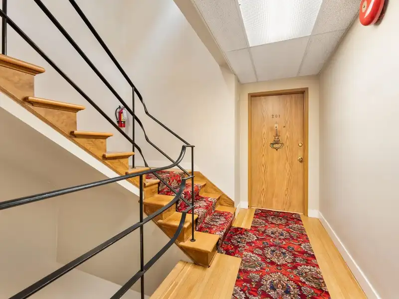 201 1695 W 10TH AVENUE - photo 2 of 25