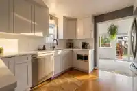 3172 E 2ND AVENUE - thumbnail 15
