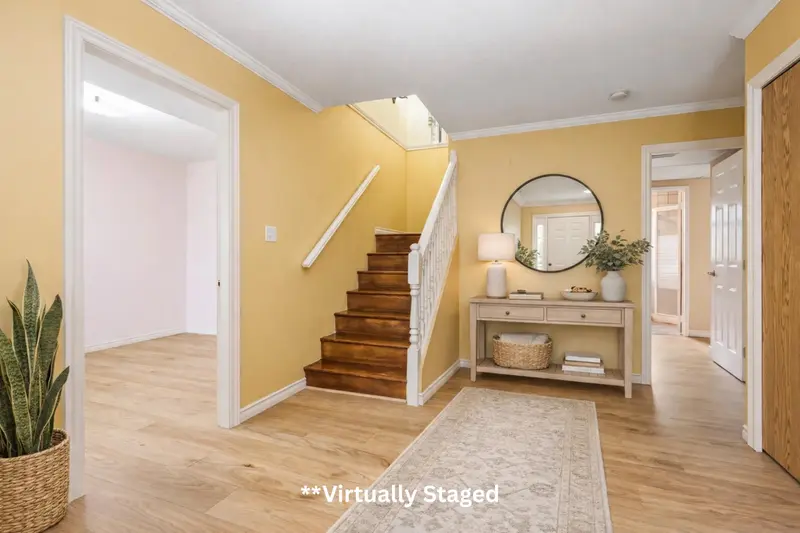 7575 DIAMOND CRESCENT - photo 2 of 25