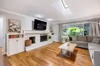 21678 MOUNTAINVIEW CRESCENT - thumbnail 5