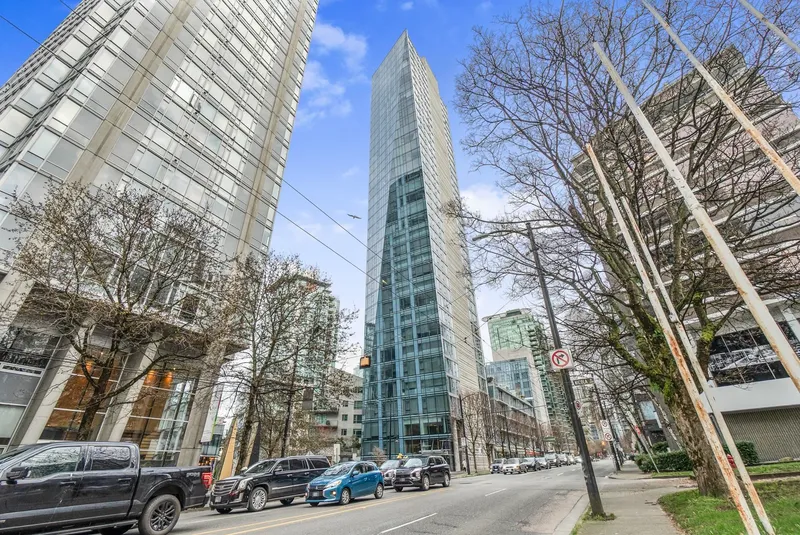 1201 1499 W PENDER STREET - photo 2 of 25