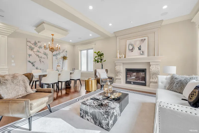 2653 MCBAIN AVENUE - photo 3 of 25