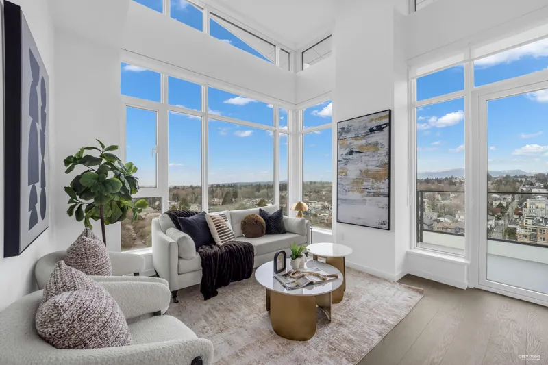 1001 8415 GRANVILLE STREET - photo 2 of 25