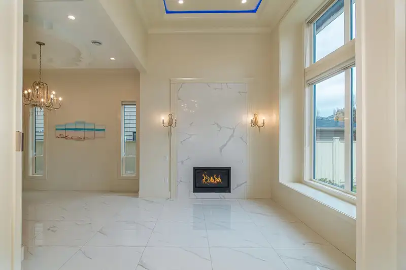3340 MORESBY DRIVE - photo 4 of 39