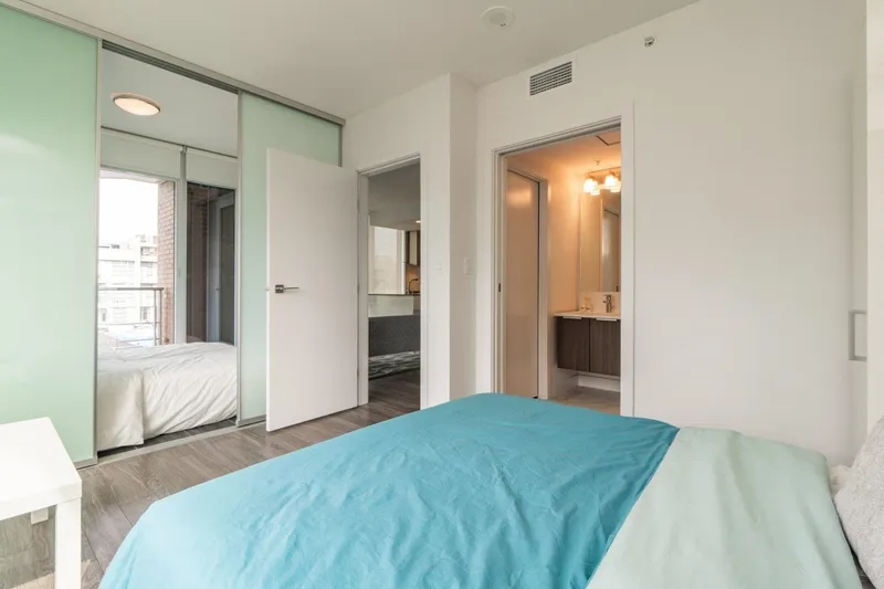 1802 1283 HOWE STREET - photo 1 of 25