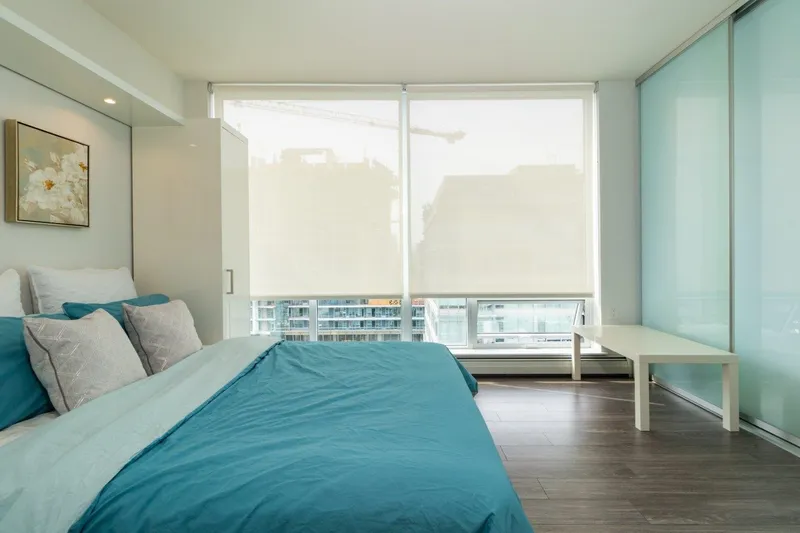 1802 1283 HOWE STREET - photo 2 of 25