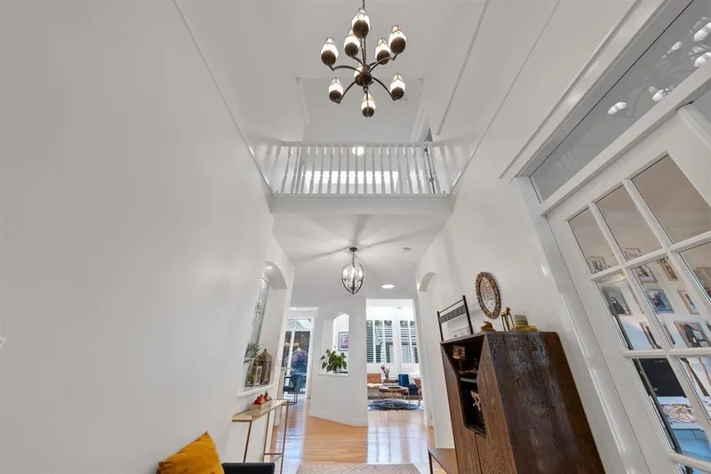 3311 155B STREET - photo 2 of 23