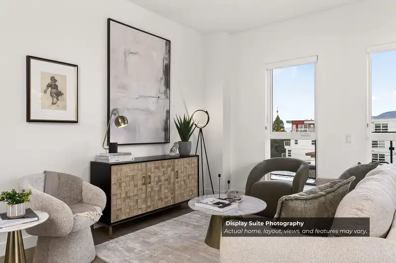 563 422 E 3RD STREET - photo 1 of 6