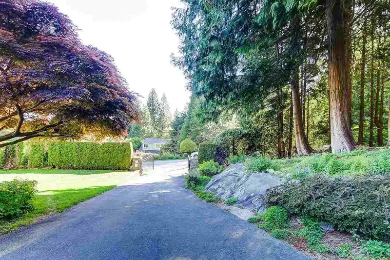 4730 WILLOW CREEK ROAD - photo 3 of 36
