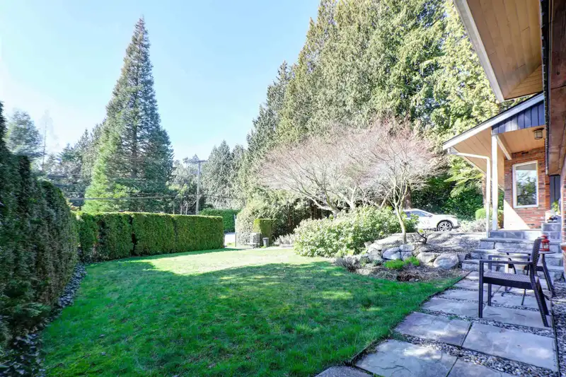4730 WILLOW CREEK ROAD - photo 4 of 36