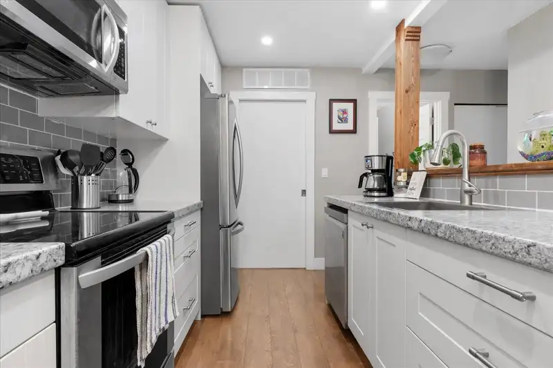 1621 34909 OLD YALE ROAD - photo 2 of 38