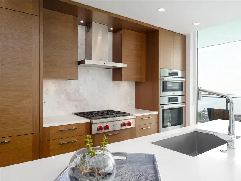 1439 GEORGE STREET - photo 4 of 22