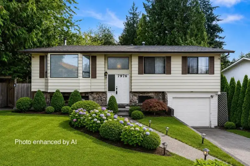 7976 TANAGER STREET - photo 1 of 28