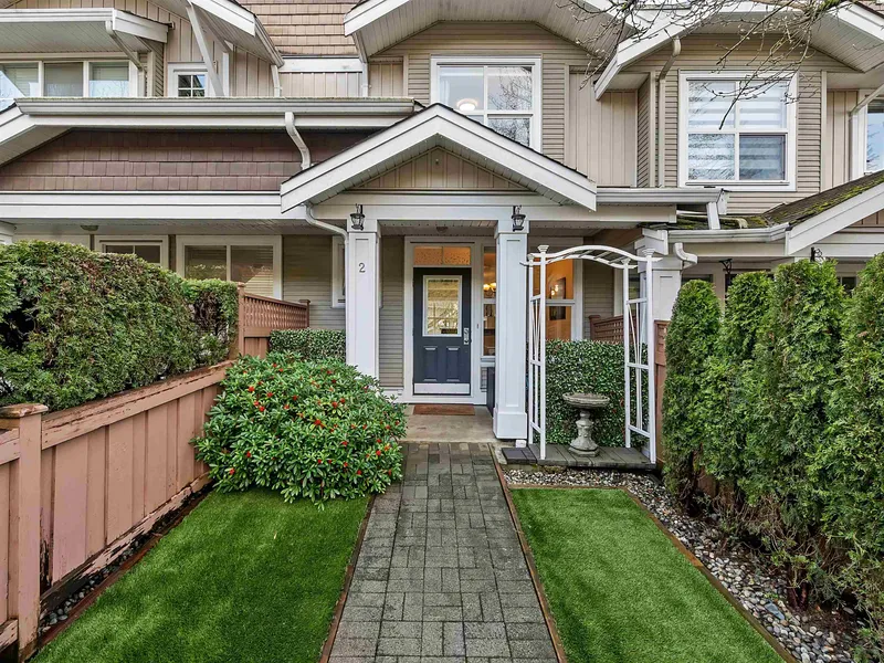 2 20460 66 AVENUE - photo 2 of 25