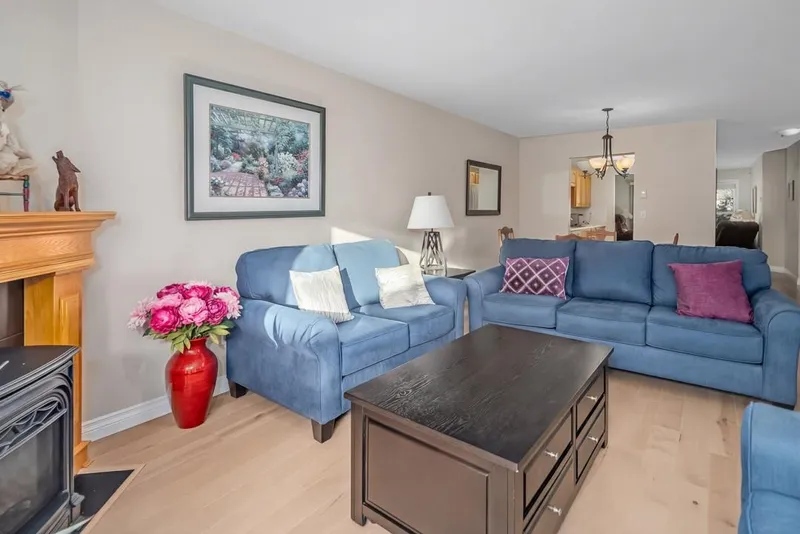 3 32640 MURRAY AVENUE - photo 4 of 25