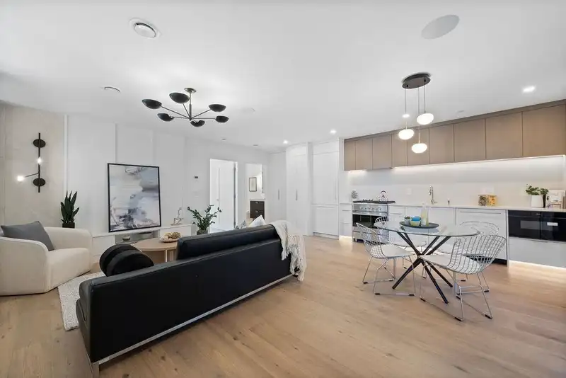 1137 W 33RD AVENUE - photo 3 of 28