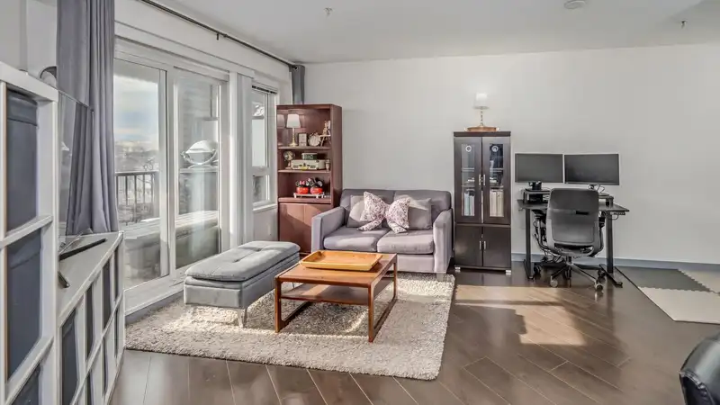 322 12339 STEVESTON HIGHWAY - photo 2 of 33