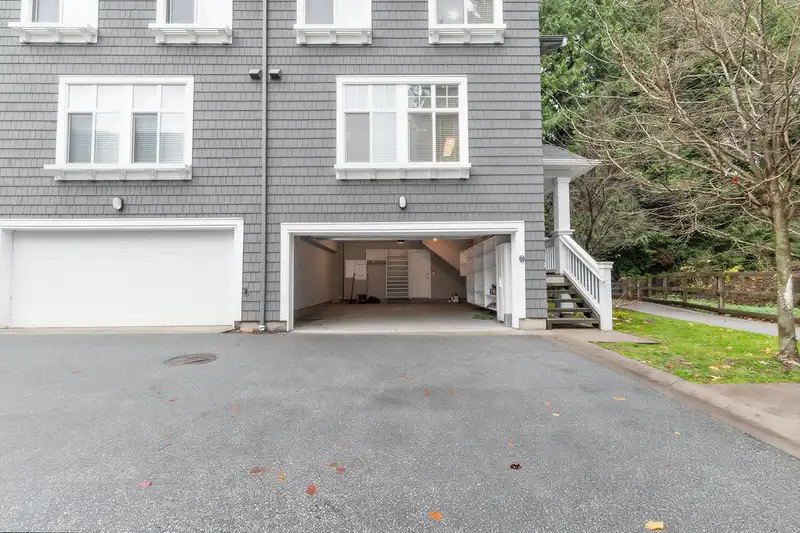 14 10433 158 STREET - photo 2 of 40