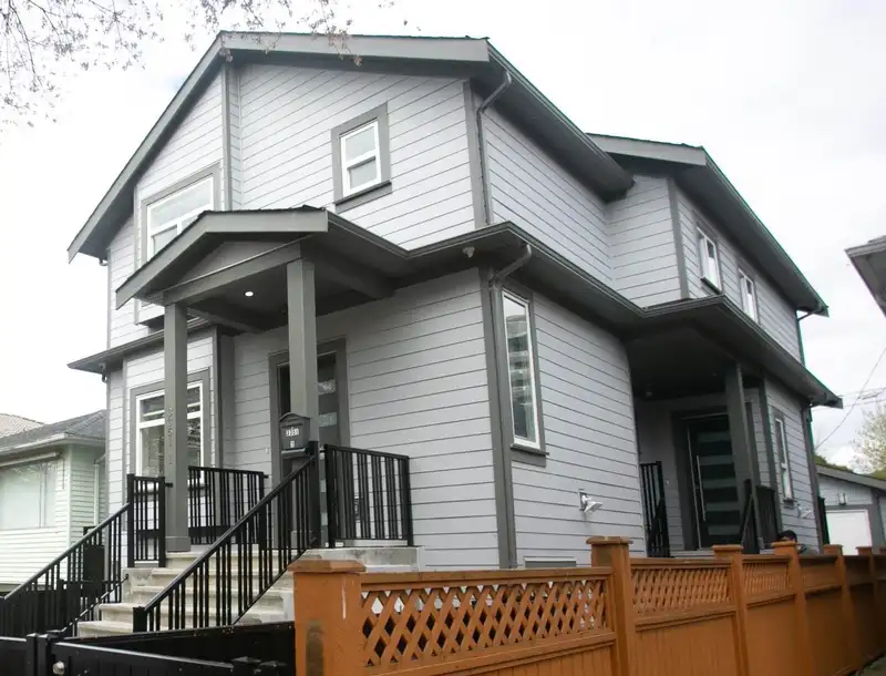 #2 3351 AUSTREY AVENUE - photo 1 of 23