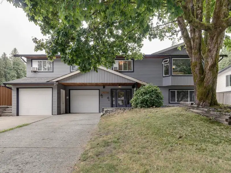 19538 120B AVENUE - photo 1 of 40