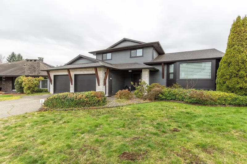 19546 W 115B AVENUE - photo 2 of 25