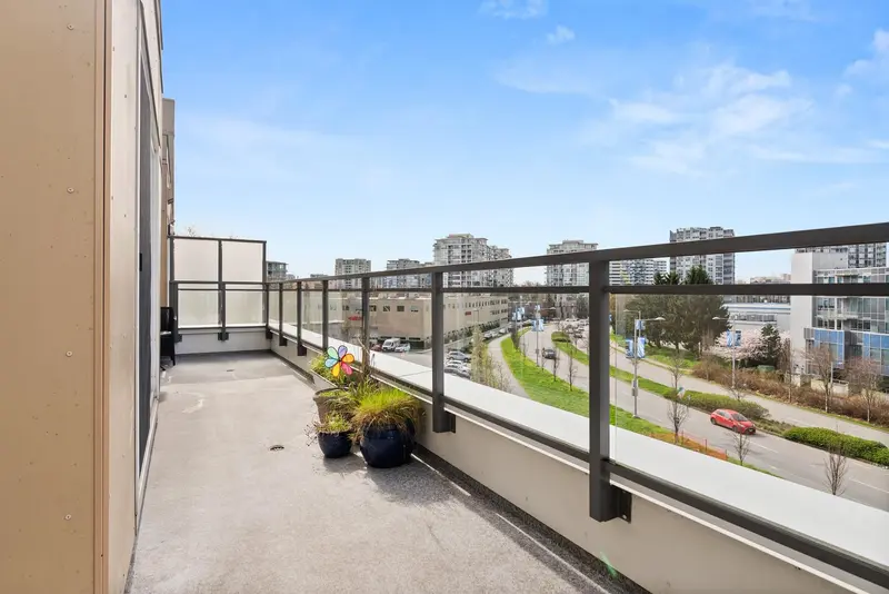 523 5311 CEDARBRIDGE WAY - photo 4 of 25