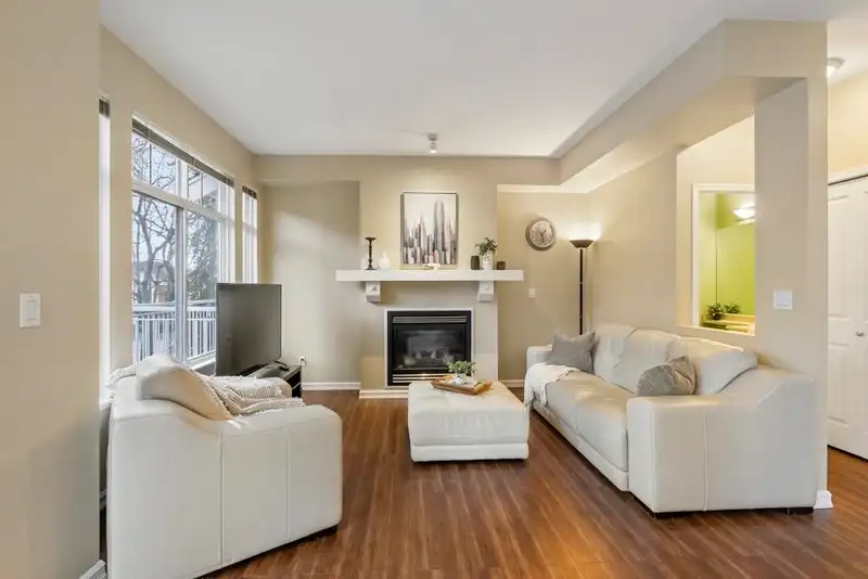 35 15068 58 AVENUE - photo 3 of 35