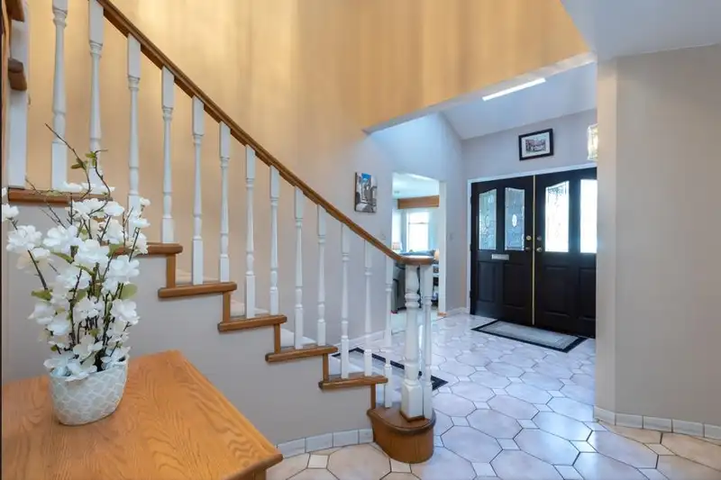 5356 UNION STREET - photo 4 of 33
