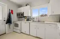 46637 ANDREWS AVENUE - thumbnail 9