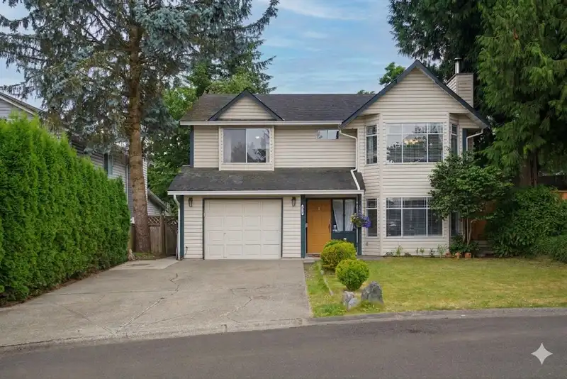 6079 173A STREET - photo 1 of 37