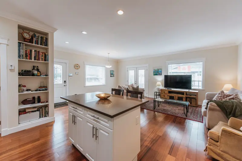 766 GERUSSI LANE - photo 2 of 19