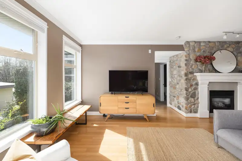302 118 W 22ND STREET - photo 4 of 28