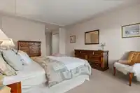 11 3354 HORN STREET - thumbnail 16