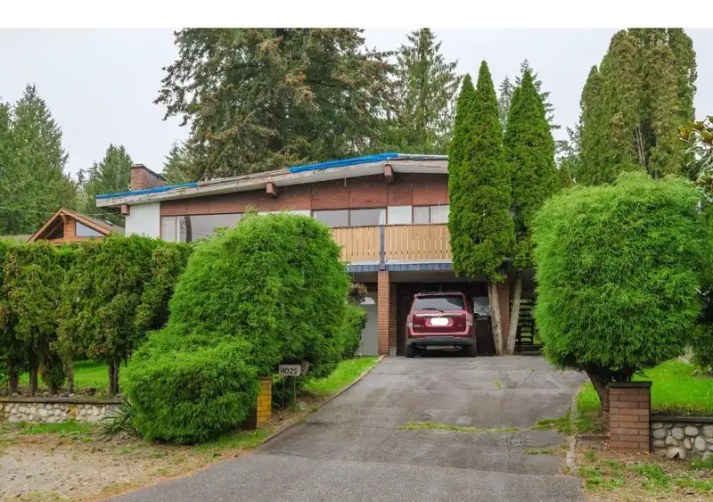 4025 CLINTON STREET - photo 1 of 38