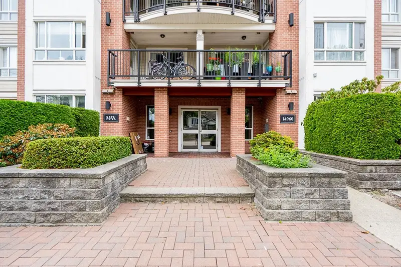 115 14960 102A AVENUE - photo 4 of 25