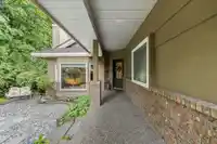 2264 SORRENTO DRIVE - thumbnail 3