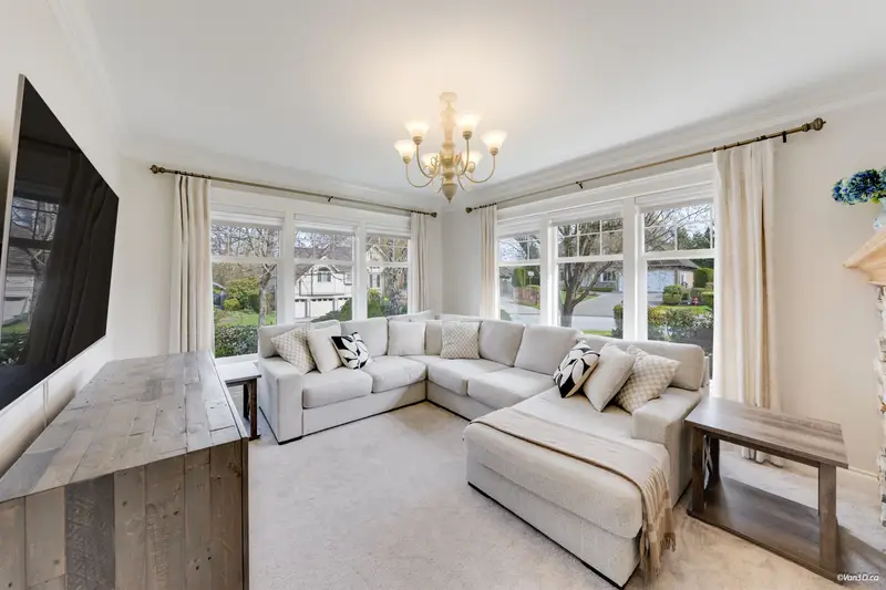 16330 LINCOLN WOODS COURT - photo 3 of 25