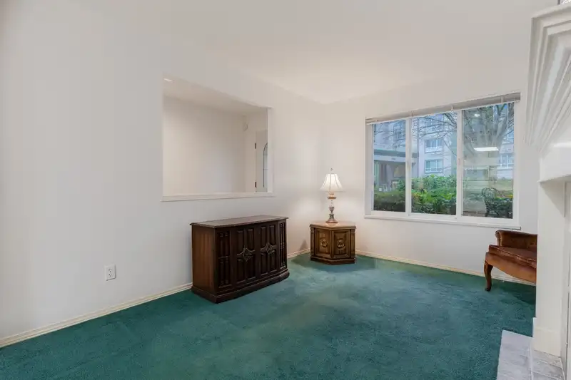 142 13888 70 AVENUE - photo 4 of 26