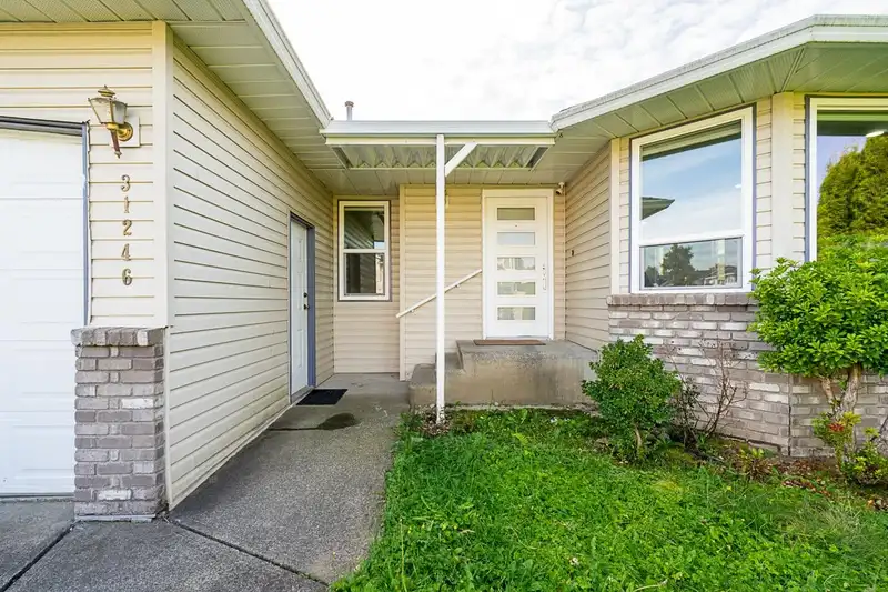 31246 WAGNER DRIVE - photo 2 of 29