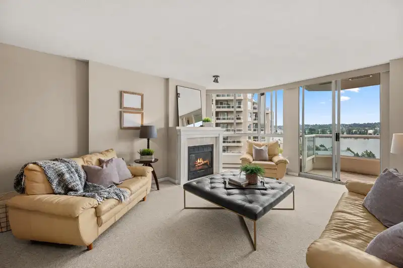 1505 1235 QUAYSIDE DRIVE - photo 2 of 40