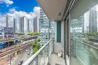 903 688 ABBOTT STREET - thumbnail 12