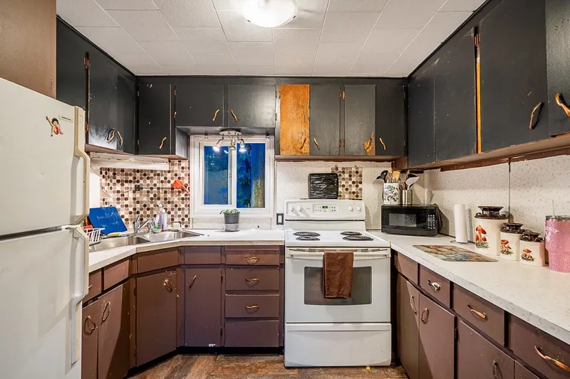 55 26892 FRASER HIGHWAY - photo 3 of 16